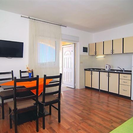 Apartman Luca Apartment Zecevo Luaran gambar